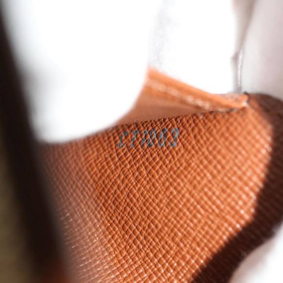 LOUIS VUITTON Monogram Compact Zip Wallet M61667 LV Auth 50449 - Picture 11 of 16